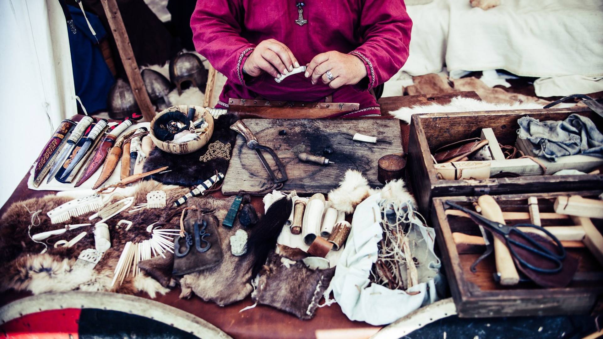 La création de décors personnalisés : entre artisanat et modernisme